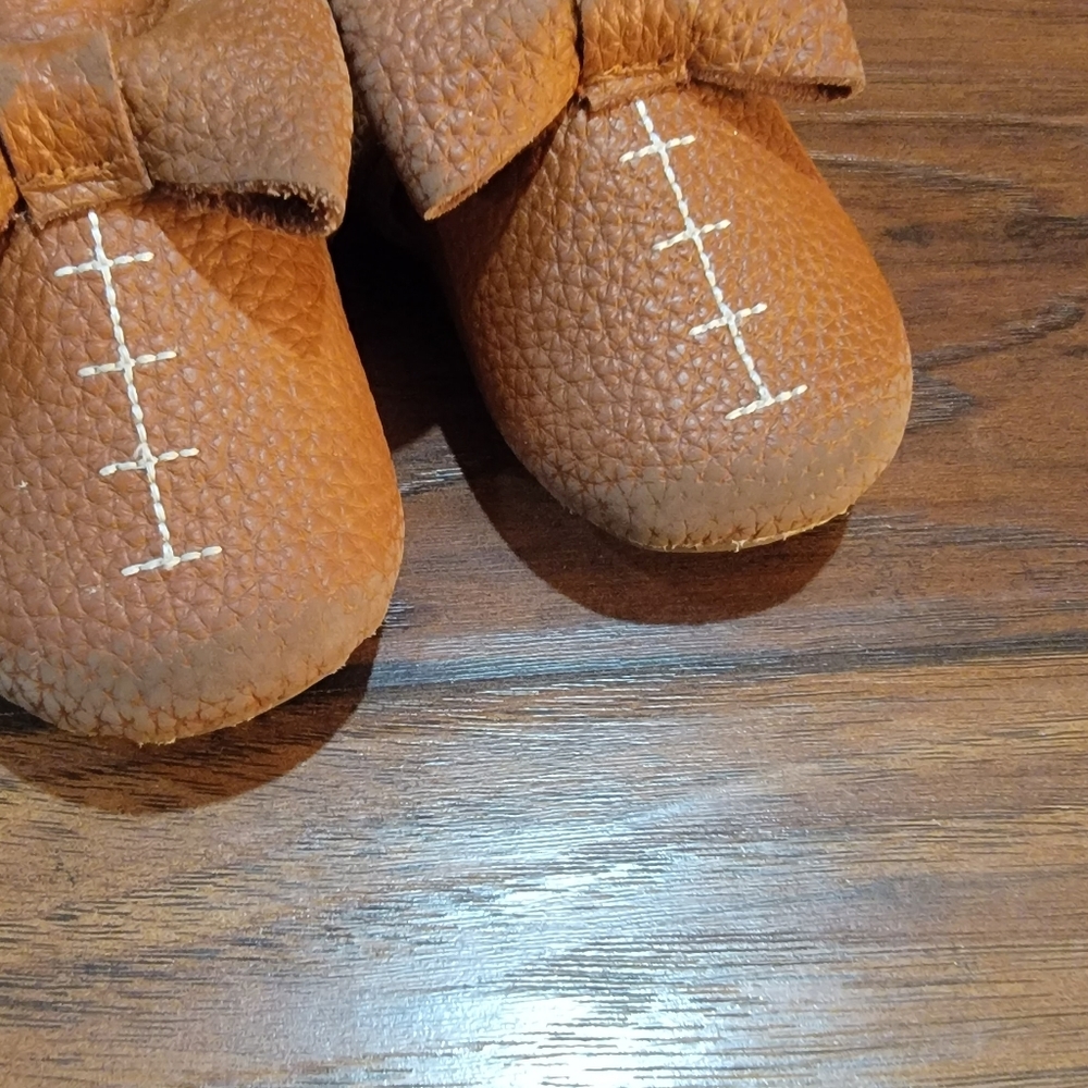 Monkey Feet - Picture 5 of 10